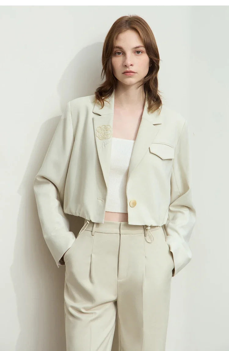 2026 Short Jacket Women's Shoulder Padded Suit Collar Rose Beaded Embroidery Autumn Long-sleeve Commuter Top 12521069