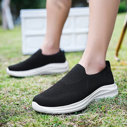 Men's Vulcanized Shoes Fashion Breathable Outdoor Mesh Casual Sneakers Lightweight Comfortable Men Tenis Masculino Walking Shoes