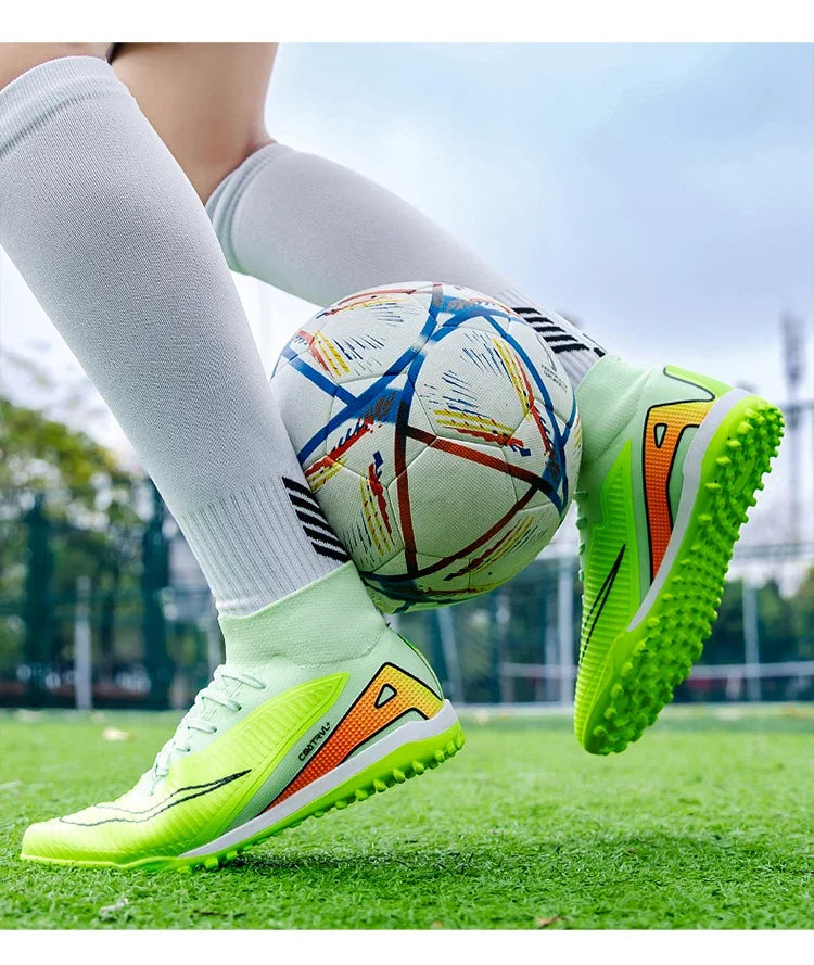 New Men Football Boots Professional Ultralight Match Grass Futsal Soccer Shoes Cleats Women Unisex High-quality TF/FG Sneakers