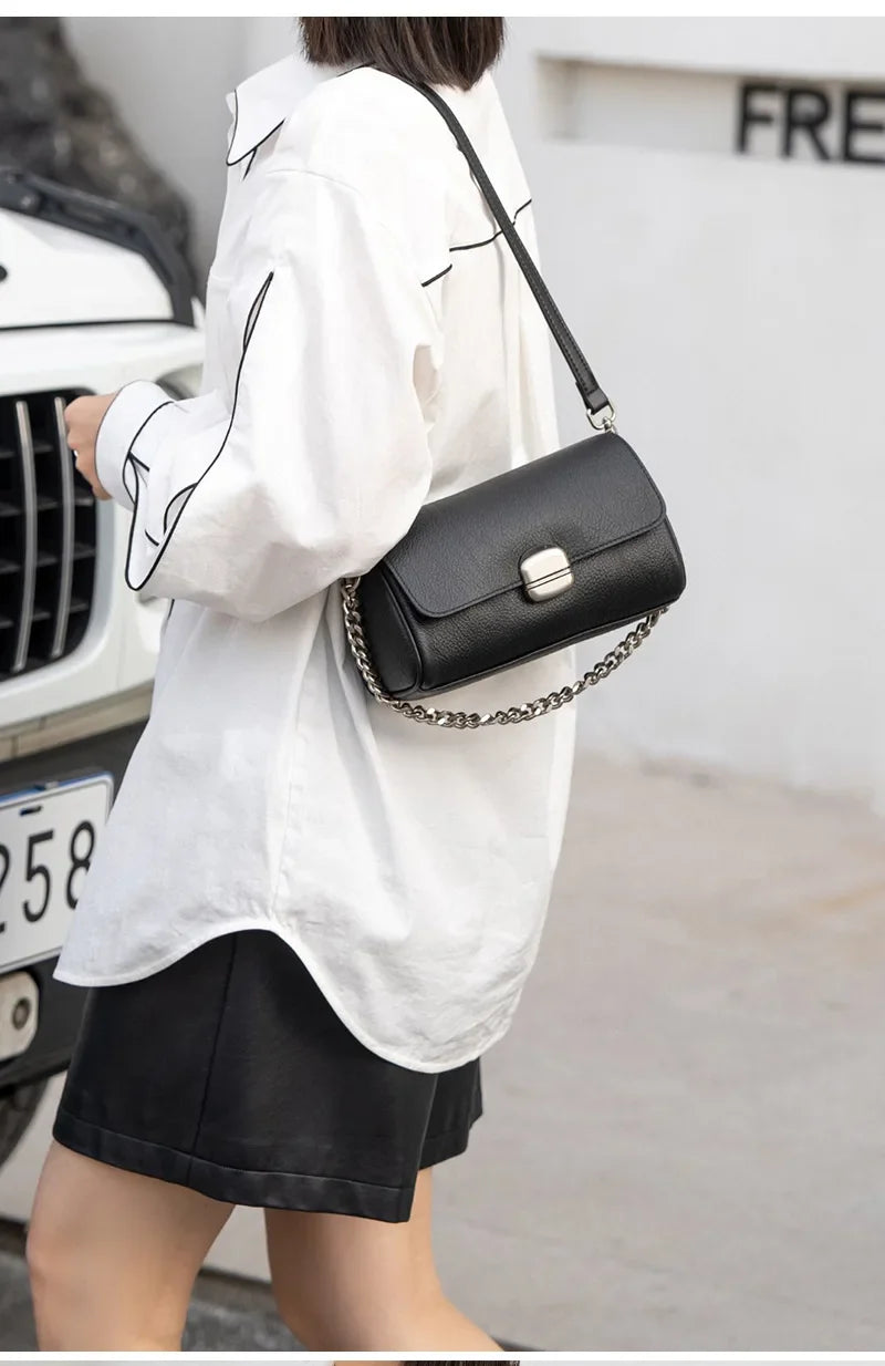 Supple Genuine Leather Women's Barrel Crossbody Bag - Commuter-Friendly Small Chain Strap Shoulder Bag for Everyday Chic