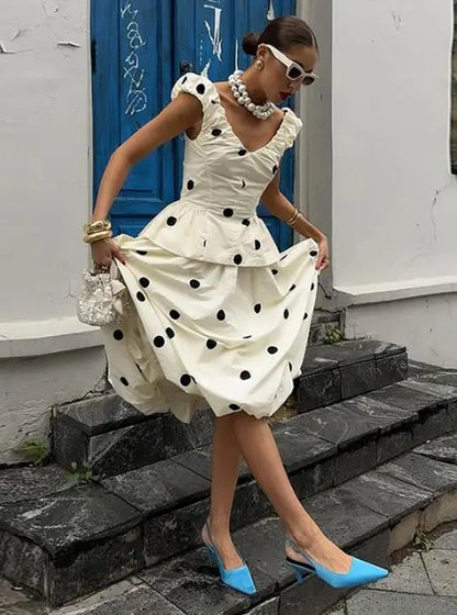 Retro Polka Dot Mini A-line Dress Elegant Stand Collar Puff Short Sleeve Waist-cinching Dresses 2026 New Lady Party Gowns