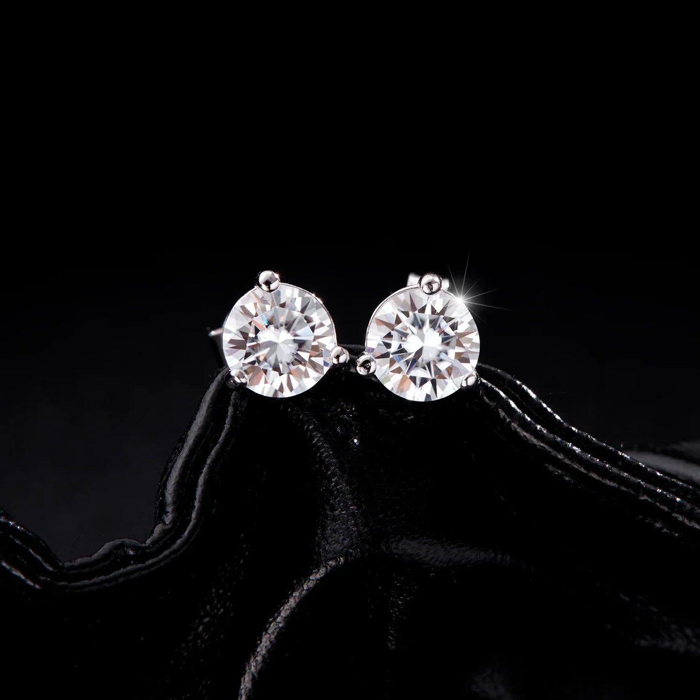 D Color 1CT Moissanite Earrings 925 Sterling Silver Sparkling Three Prong Setting Stud Earrings For Women Wedding Jewelry