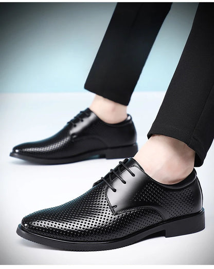 Summer Autumn Dress Shoes for Men Hallow Breathable Lace Designer Leather Shoes Male Fashion Business Casual Elegant Shoe Man
