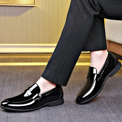 New Summer Men's Casual Shoes Breathable Walking Shoes Fashion Male Loafers Outdoor Non-slip Business Footwear Man Slip on Flats