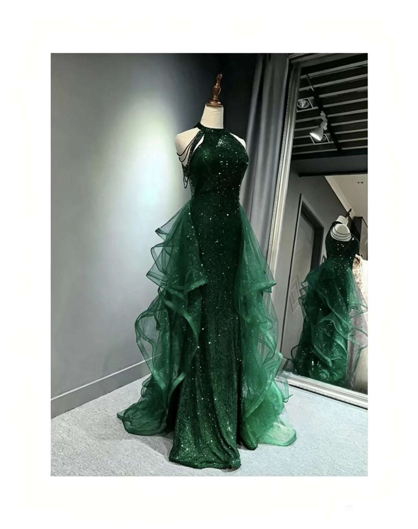 Elegant Sparking Navy Blue Evening Dresses Halt Beading Party Gown Customized Prom Dress 2025 Tiered robes de soirée Sweep Train
