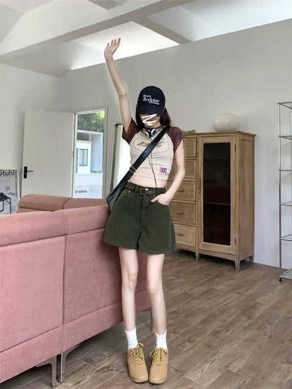 Wide Short Jean Pants Woman With Waist Pocket Denim Shorts for Women Korean Style Youthful Cheap Harajuku Fashion Outfits Jorts