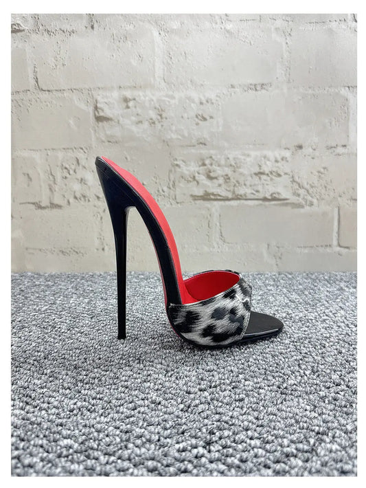 New 12cm fashionable high-heeled patent leather leopard print slippers with sexy open toed sandals, reversed size, 33-46
