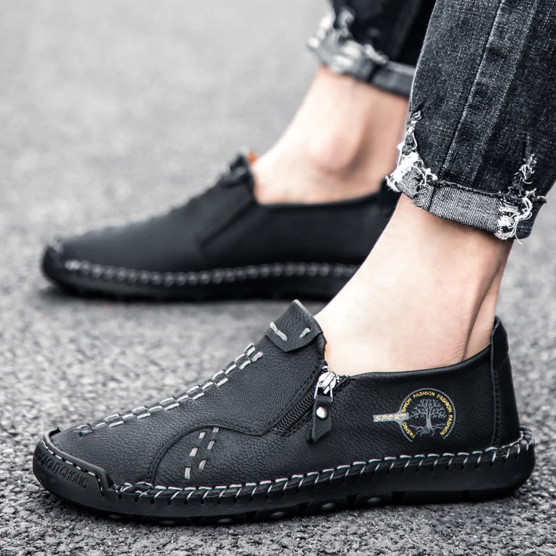 100% cowhide New large-sized men's boots Fashionable casual thick-soled breathable men's shoes Outdoor sports Chelsea boots