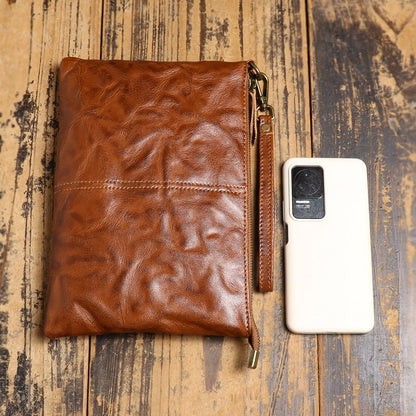 Timeless Vintage Leather Clutch Wallet - Luxurious Genuine Leather, Secure Zipper, Stylish Wristlet for Women