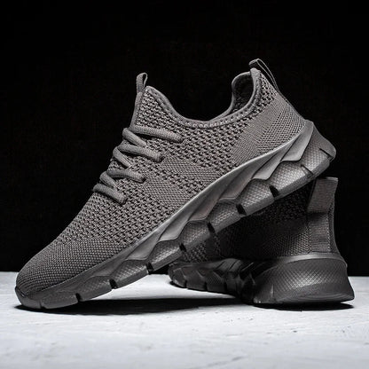 Men's casual sports shoes breathable summer light Soft sole comfort outdoor running shoes fashion student mesh plus size sneaker