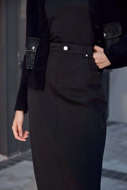 AP Women 2026 Autumn and Winter Denim V-neck Dress Knitting Cardigan Mock Neck Modal Shirt
