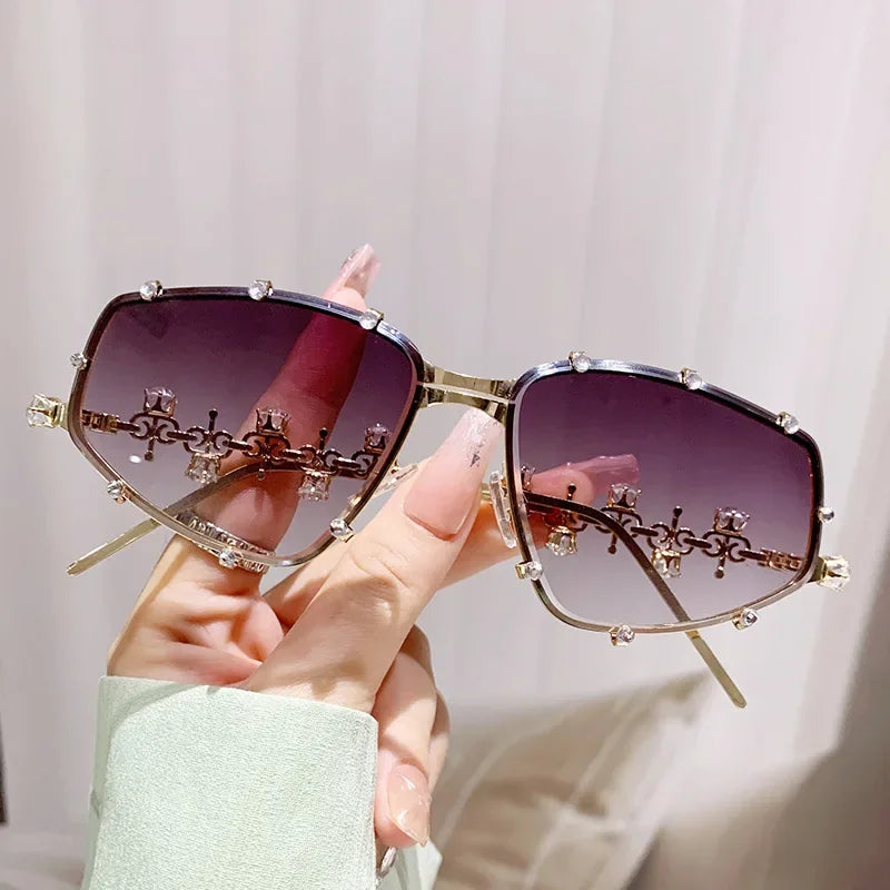 Diamonds Fashion Sunglasses Women 2024 Vintage Shades UV400 Luxury Rhinestones Sun Glasses Female Punk Big Men Eyewear