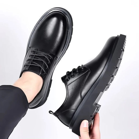 2026 Men's Leather Shoes Breathable Perforated Odor Free Business British Style Office Soft Sole Wear Resistant Casual Footwear