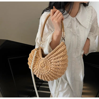 Fashion Conch Shaped Crochet Women Shoulde Bags Funny Cute Pearls Chains Handmade Weave Crossbody Bag Novelty Small Handbags