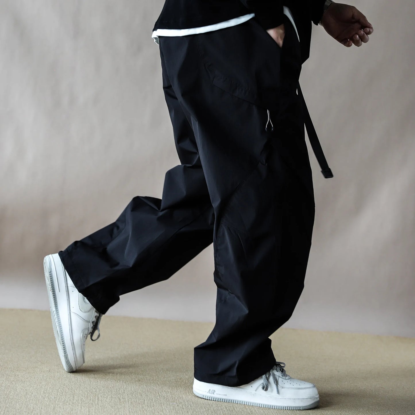 Mens Outdoor Water Resistant Quick Dry Cargo Jogger Pants Loose Fit Lightweight Breathable Streetwear Trendy Summer Casual Baggy