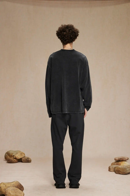 Long-sleeved t-shirt with bottom color