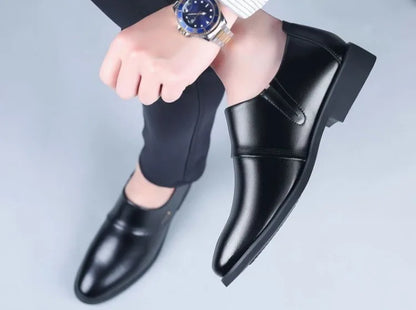 2026 New Men's Shoes Soft Leather Soft Sole Comfortable Fashion Business Casual Leather Shoes Black Footwear