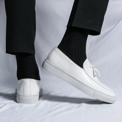 Zapatos De Hombre Loafers Men's Tassel Slip-On Comfortable Men Leather Shoes Casual Shoes Fashion Oxford Shoes Large Size 38-47
