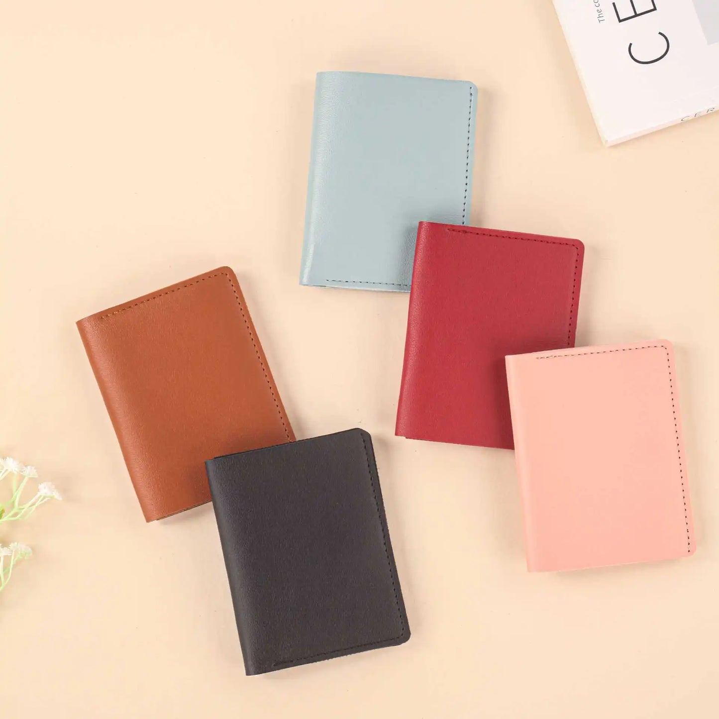 Homefish Petit portefeuille en cuir PU de couleur unie pour femme, sac à main court simple avec boutons, porte-cartes de crédit ultra fin, porte-monnaie