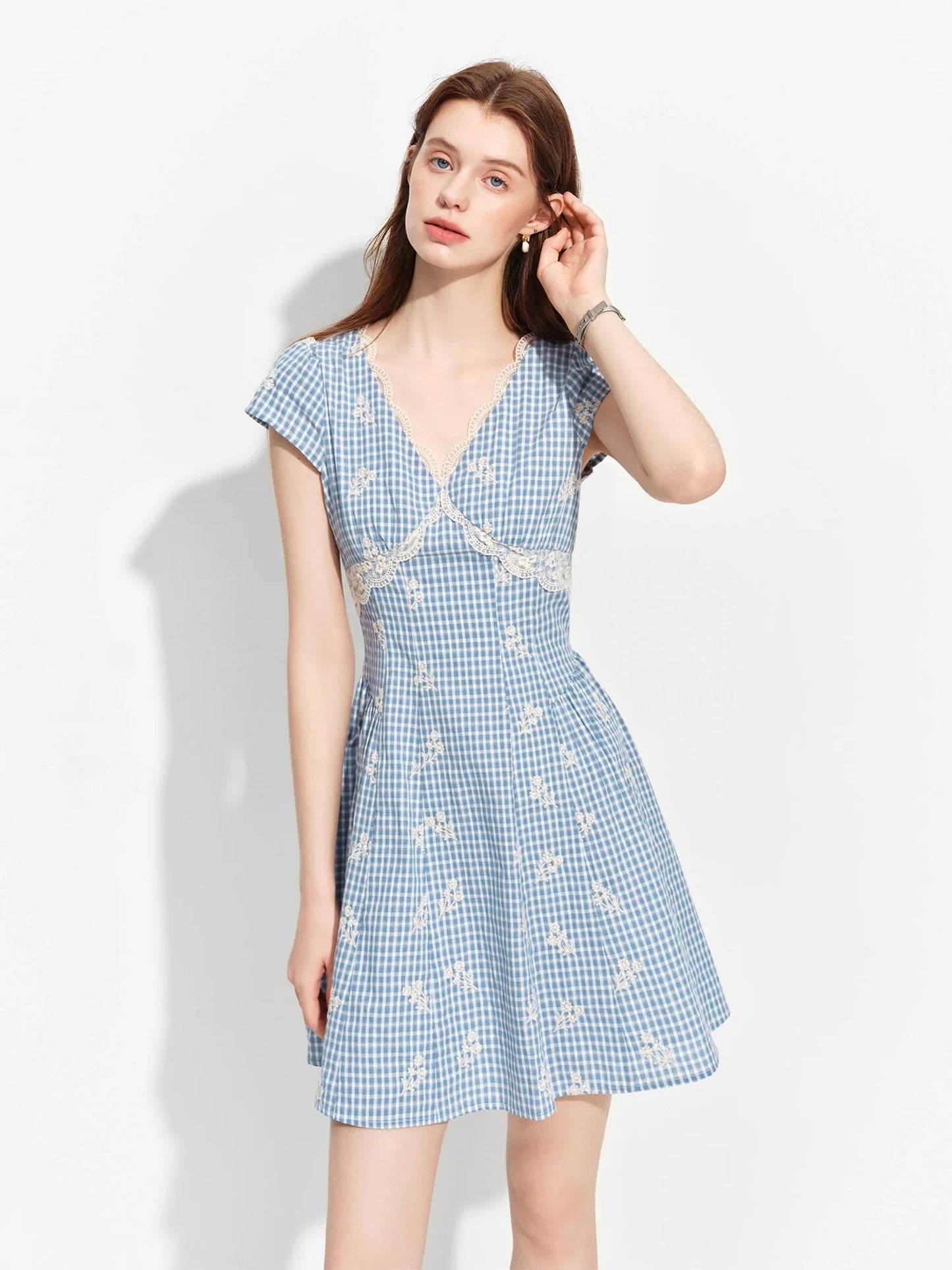 Women's 2026 Summer New Arrival French Pastoral Style V-Neck Lace Spliced Embroidered Dress Openwork Floral Plaid Pattern