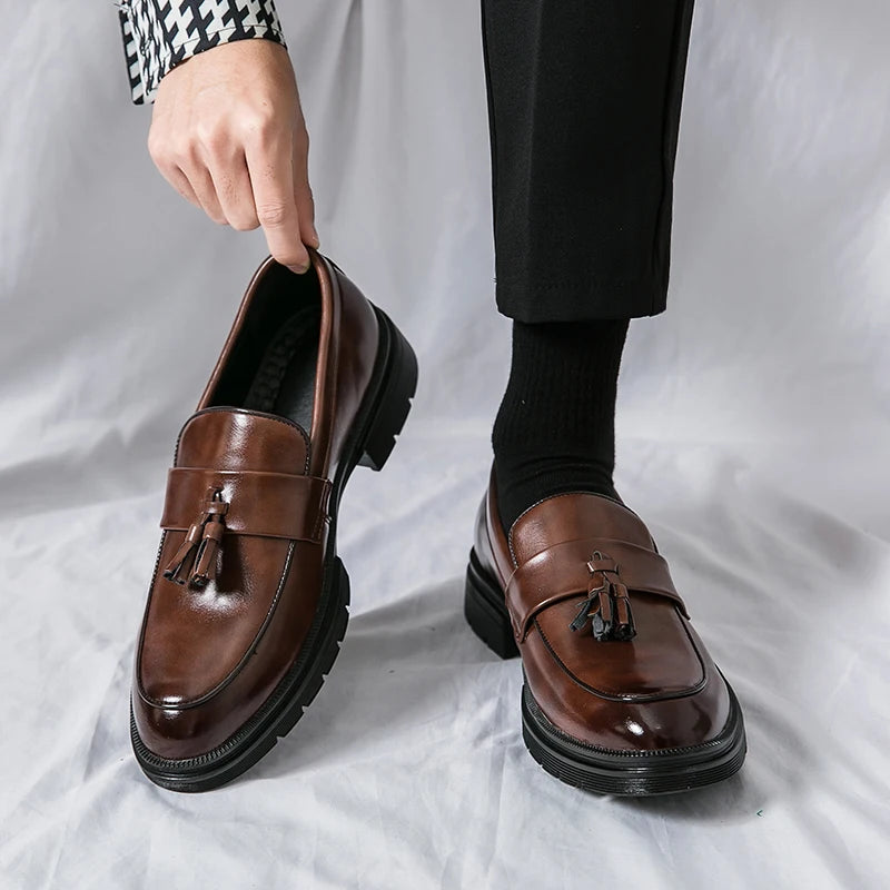 Zapatos De Hombre Loafers Men's Tassel Slip-On Comfortable Men Leather Shoes Casual Shoes Fashion Oxford Shoes Large Size 38-47