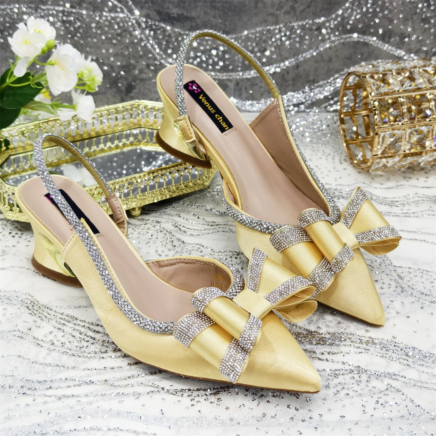 2025 New Olive Green Pointed Toe INS Party Wedding Italy Design Women's High Heels Shoes and Bag to Match Italian