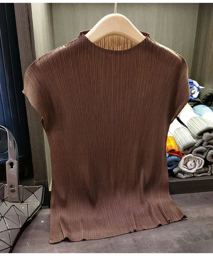 Miyake Versatile Classic Simple Solid Color Stand Up Collar Pleated Top Women Slim Slim Short Sleeve Miyake T-shirt Summer 2025