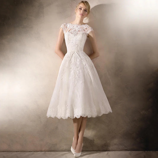 Vintage Scoop Neck Short Wedding Dress Classic Cap Sleeve Lace with Belt A-Line Knee-Length Bridal Open Back Custom Gowns