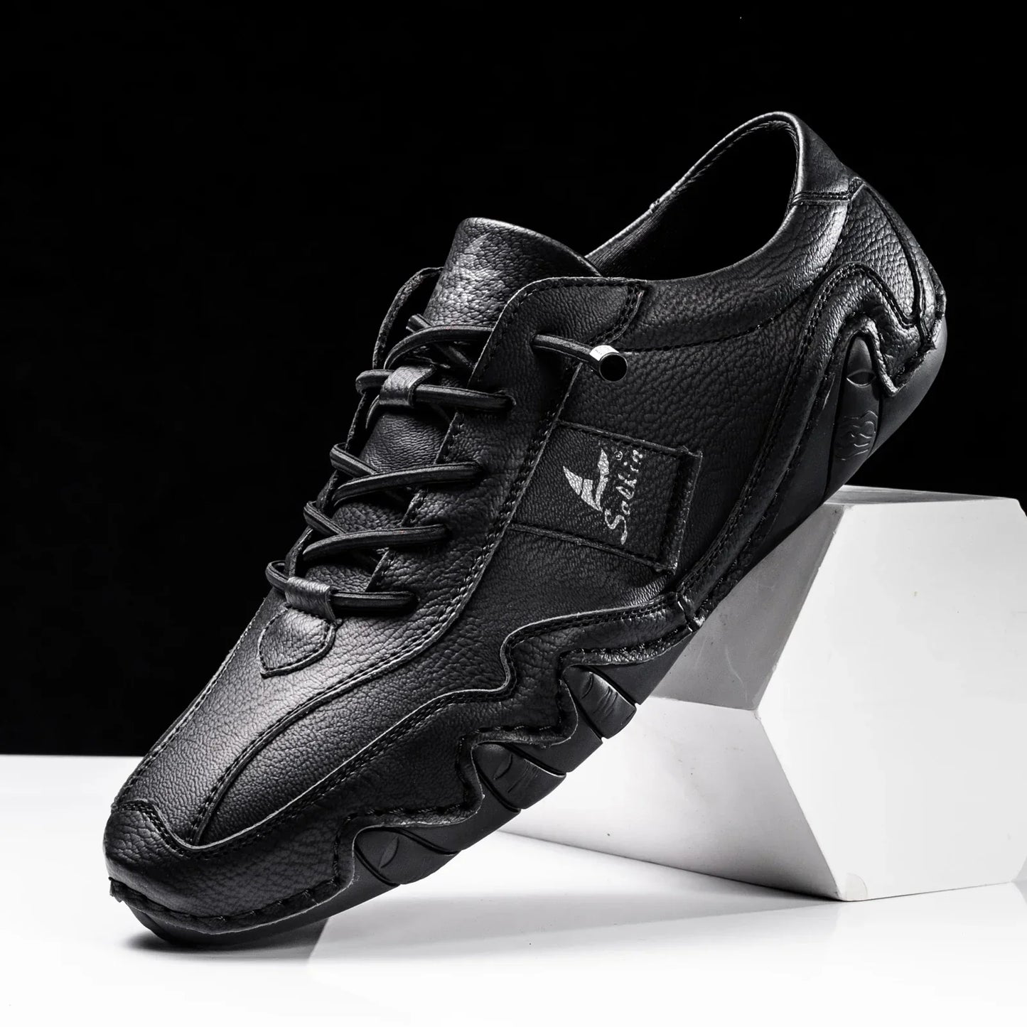 Spring Handmade Leather Casual Men Shoes Design Fashion Sneakers Man Loafers Breathable Soft Flat Shoes Driving Shoes