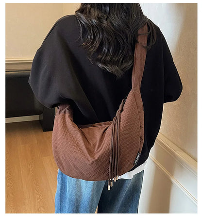 New Comfortable and Versatile Texture Hobo Bags Women Crossbody Bags Large Capacity Lightweight Casual Storage Bags Fashionable
