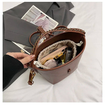 2026 Summer New! Light - Luxury Women's Bucket Bag - High - End Niche Design, Stylish Shoulder Messenger for All Occasions