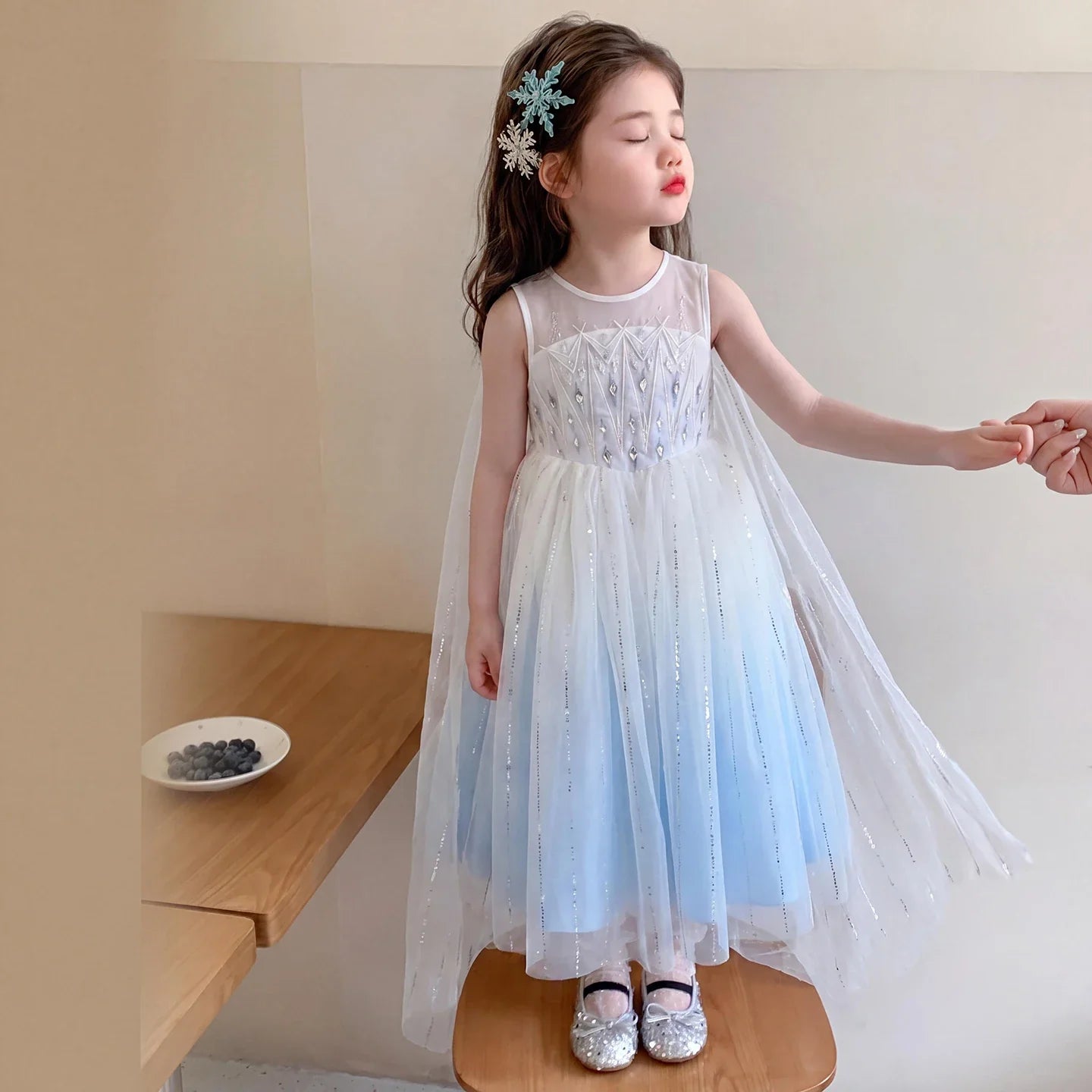 Elsa Princess Dress w/ Cape 2026 New Summer Frozen Cosplay Dresses for Little Girls Birthday Party Sleeveless Mesh Evening Dress
