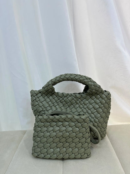Designer bag Women's handbag Popular small size version PU leather woven bag Fashion style soft handmade bucket bag