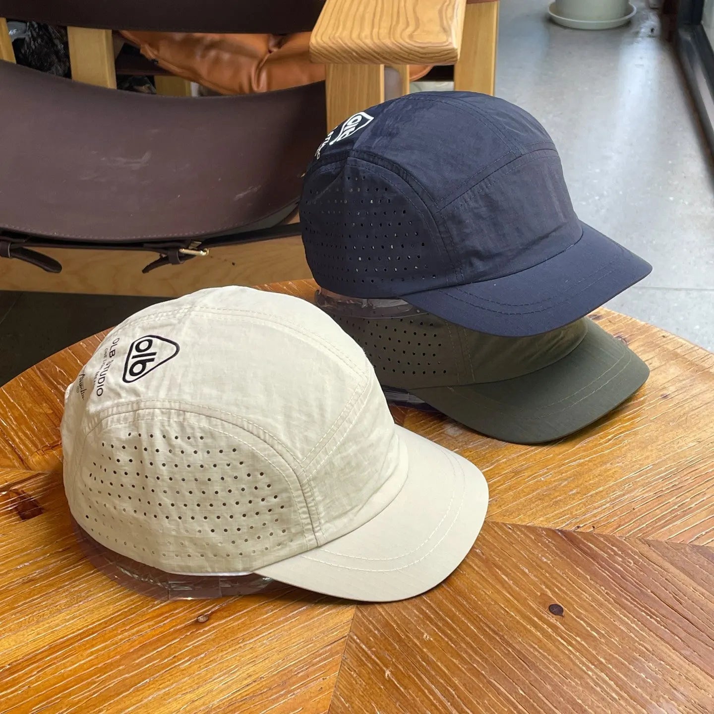 Quick Dry Short Brim Baseball Cap Men Women Lightweight Breathable 5 Panel Hat Outdoor Sports Running Cycling Camp Cap Gorras