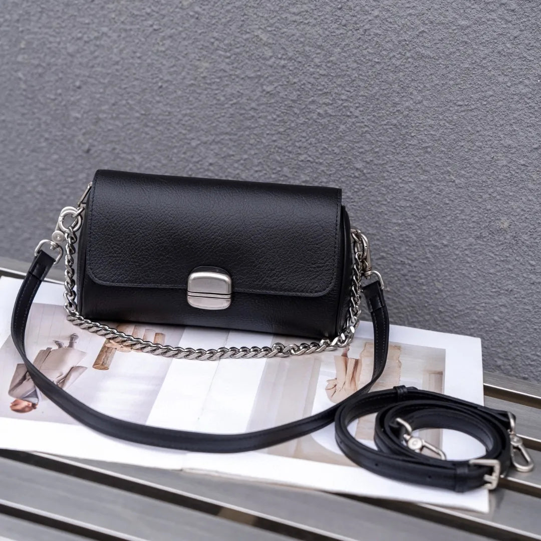Supple Genuine Leather Women's Barrel Crossbody Bag - Commuter-Friendly Small Chain Strap Shoulder Bag for Everyday Chic