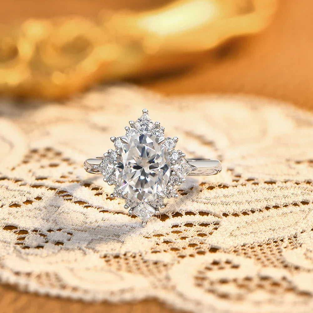 Luxury Snowflake Halo Moissanite Ring 925 Sterling Silver 3ct Oval Cut Promise Wedding Band forWomen Bridal Jewelry Gift