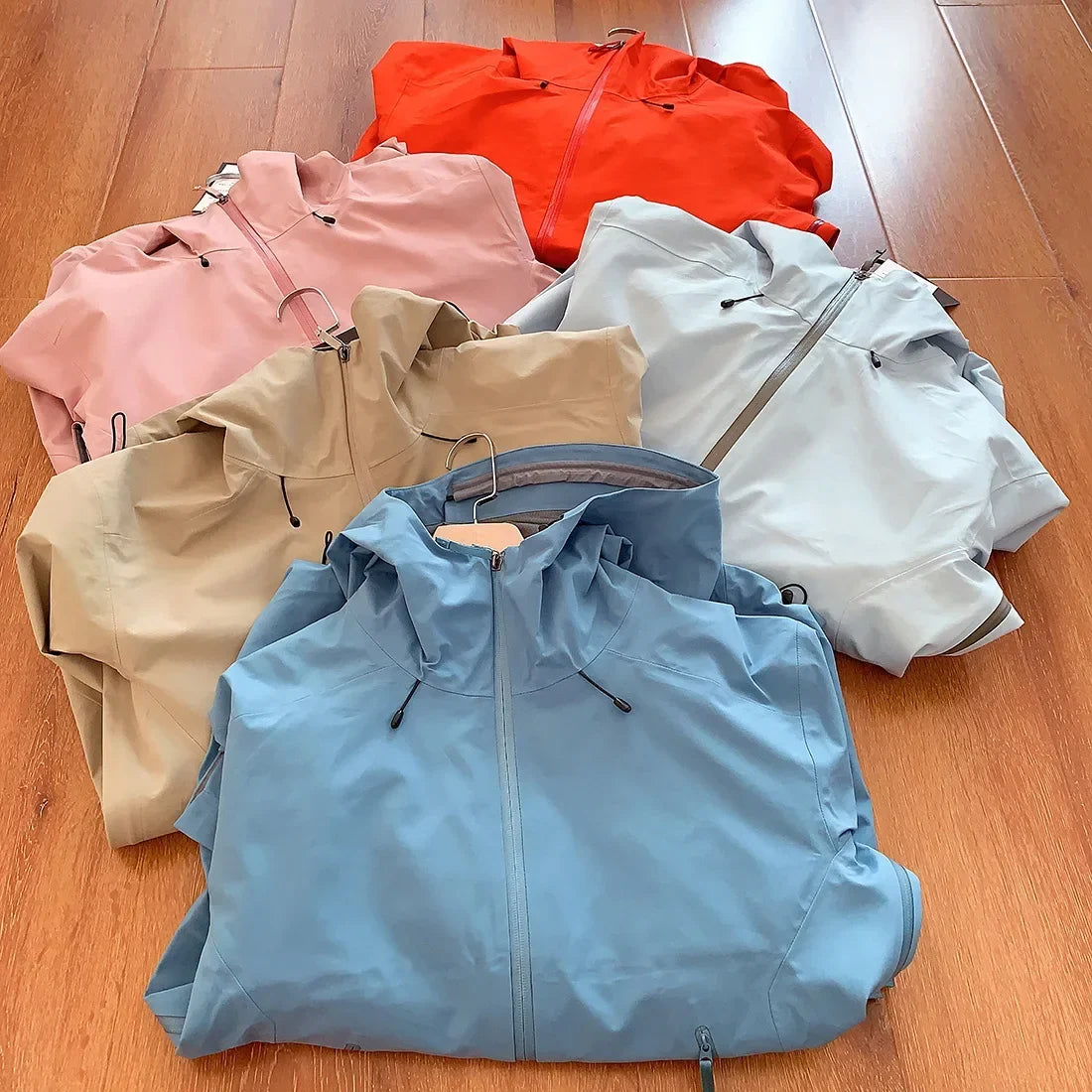 Outdoor Fashion Horseback Riding Mountain Climbing Fishing Leisure Travel Waterproof and Windproof Camping Men's Down Jacket