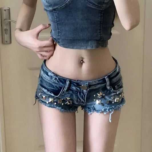 Sexy Mini Women's Denim Shorts American Retro Y2K Rivet Decorate Skinny Short Jeans Female Korean Low-Waisted Streetwear Shorts
