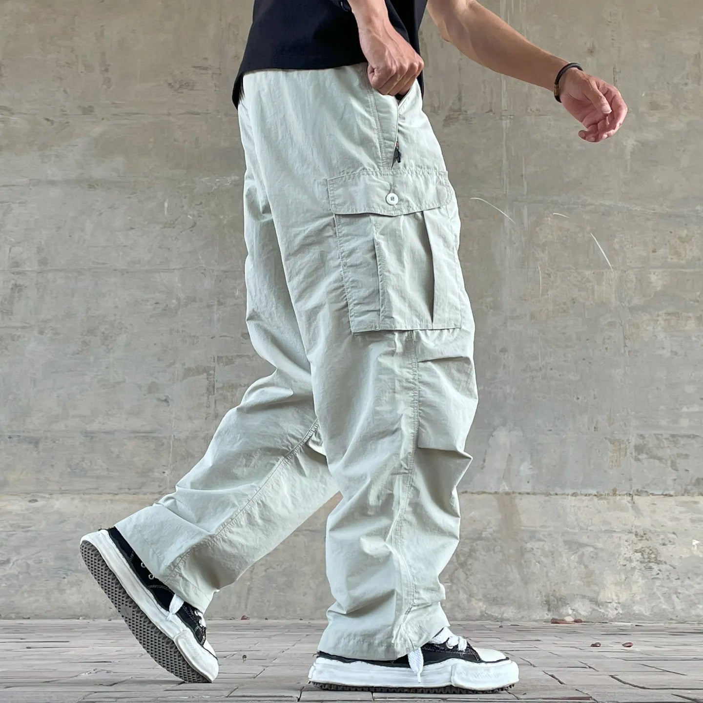 Mens Womens Spring Summer Lightweight Quick Dry Baggy Loose Paratrooper Cargo Pants Outdoor Techwear Multi Pocket Streetwear
