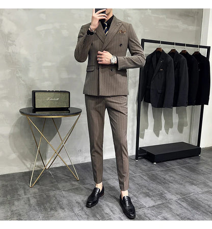 2025 High-quality Korean Version Slim-fit Business (Suit + Vest + Trousers) Striped Double-breasted Suit Three-piece Set