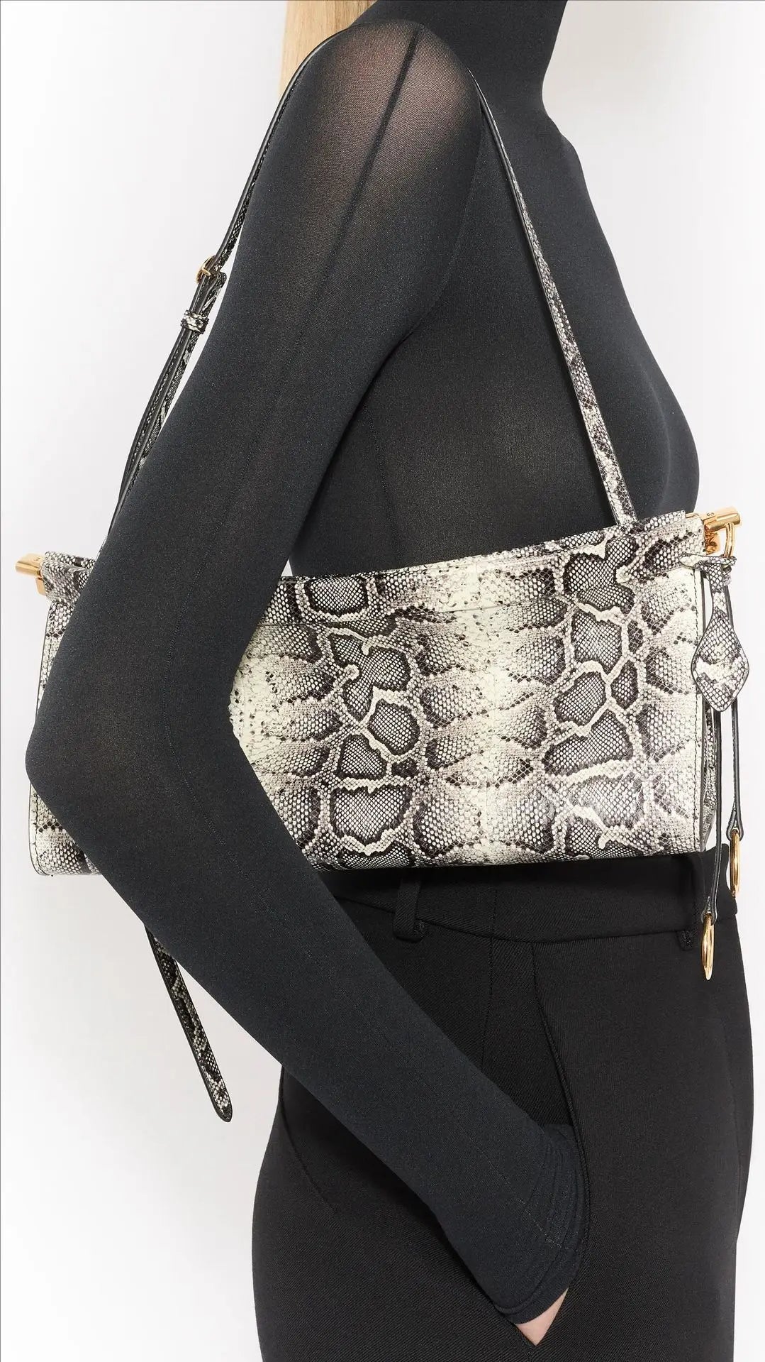Luxury Serpentine Shoulder Bag Snake Pattern Underarm Bags for Women Designer Handbag Half Moon Crescent Bag NEW Clip Bags Purse