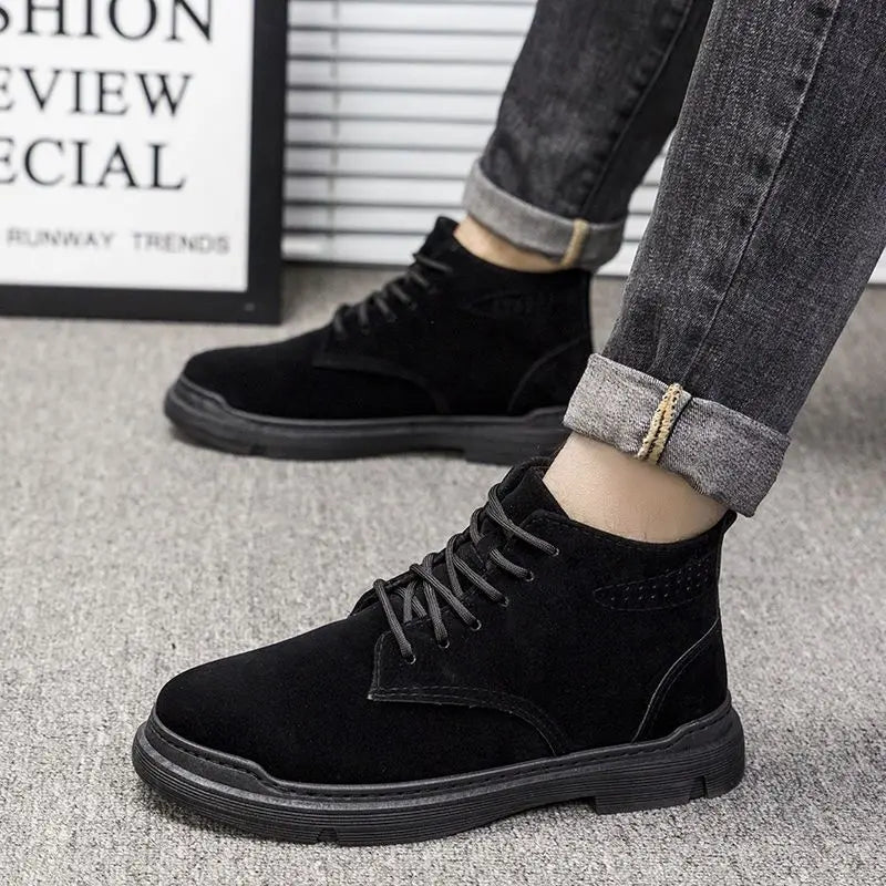 New Casual Trendy 2025 Male Shoes Comfortable Designer Original Deals Low Price Non Slip Footwear Cheap Fashion Y2k Men's Boots
