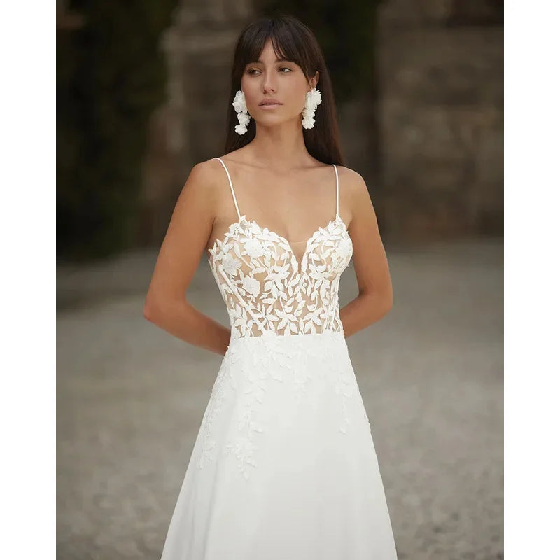 2026 Customized A line Bridal Gown Lace Applique Spaghetti Straps Backless Wedding Dress for Elegant Brides