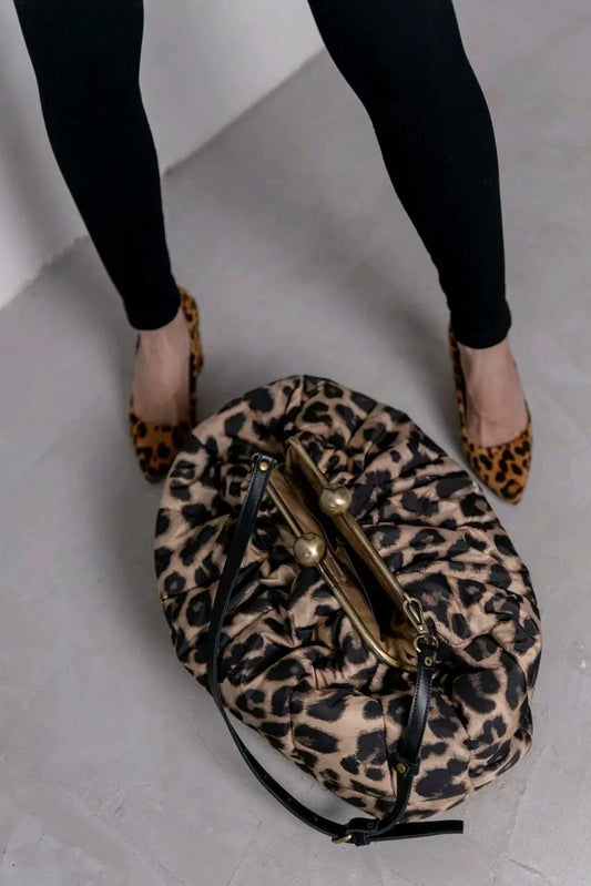 LOST IN VINTAGE Leopard Print Animals Fabric Soft Smooth Owl Bag Balls Bronze Kiss-lock Large Purse Clutch Large 43x40x13cm