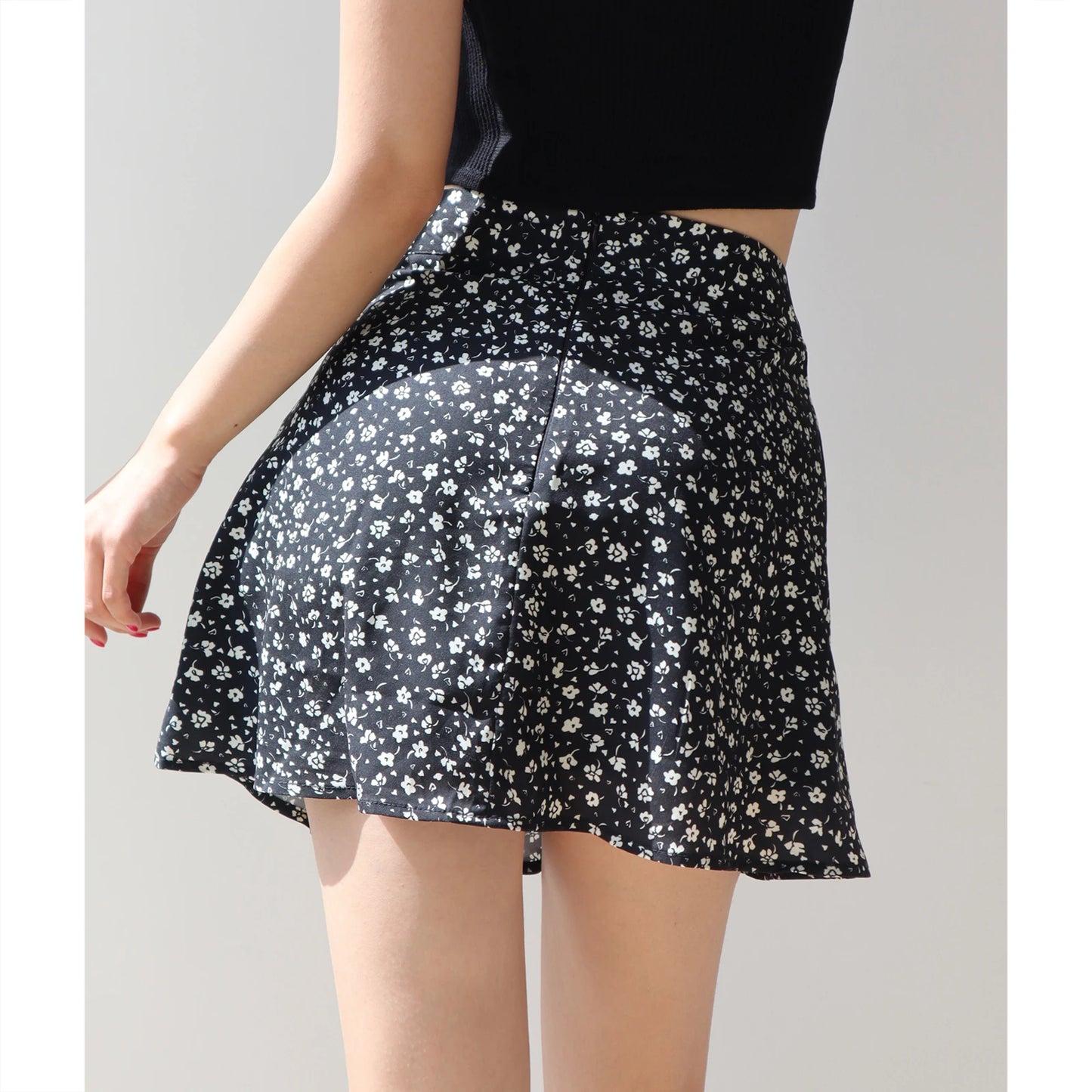 2024 Summer New Retro Vacation Style Small Floral Half Skirt High Waisted Wrap Buttocks Elegant Sweet Slim Short Skirt 06AH