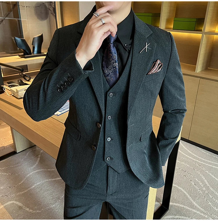 2026 High Quality (Suit + Vest + Trousers) Stylish and Handsome Casual Wedding Suit Business Suit Three-Piece Genuine