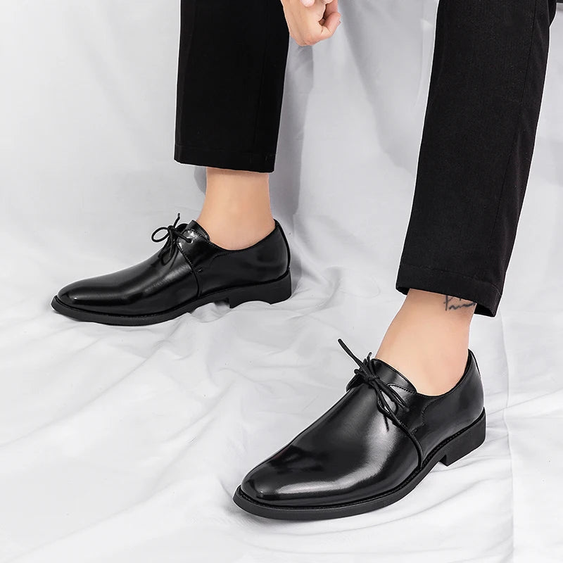 New Men's Solid-Color Belt Casual Shoe Are Comfortable And Classic Business Office Fair Dress Shoe Are Fashionable Wedding Shoes