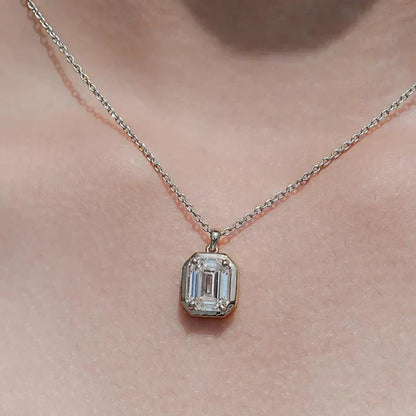 GRA Certified 4.0CT Emerald Cut Moissanite Fashion Solitaire Pendant Necklaces for Women Chains Fine Neck Jewelry Gifts