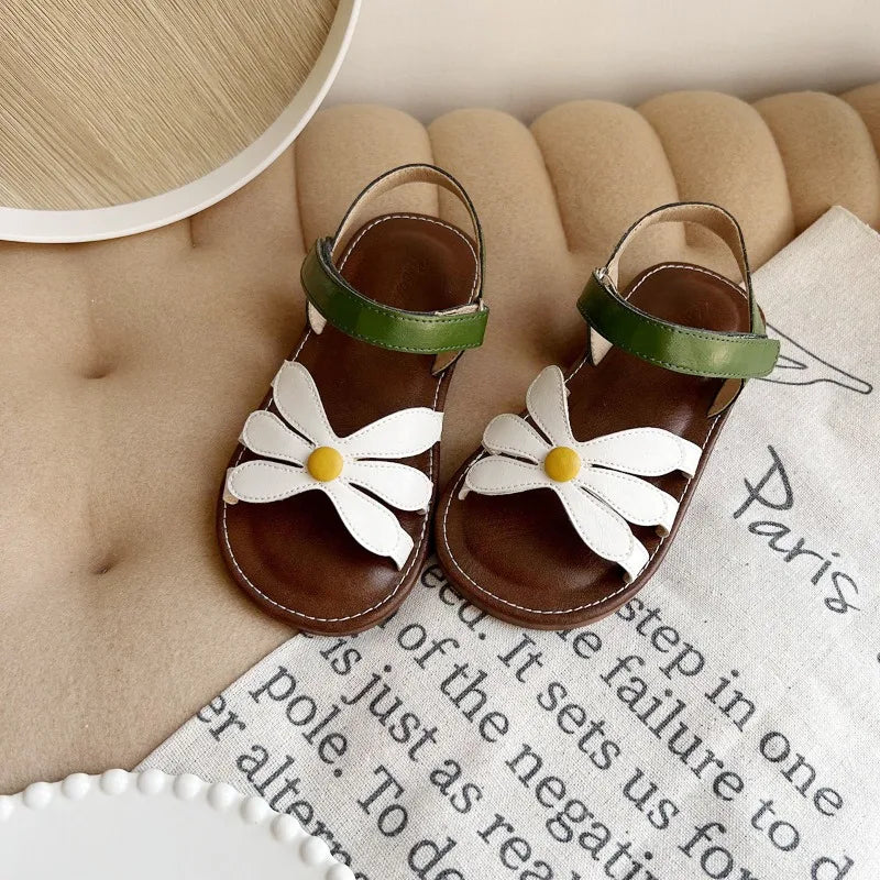 New Summer Children‘s Flat Sandals Floral Decor Girls Princess Shoes School Non-slip Soft Kids Dress Sandals for Beach Outdoor