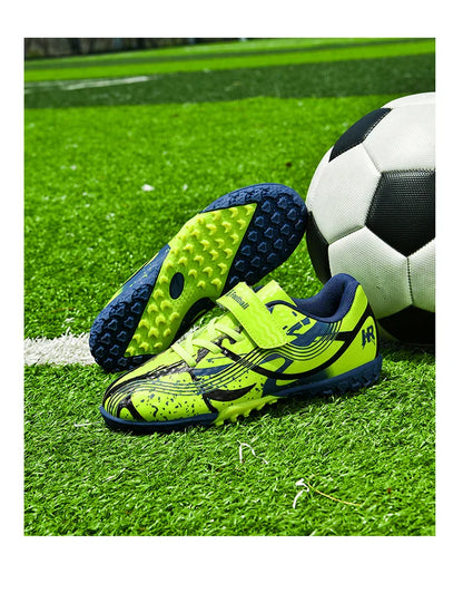 New Men Kids Professional Soccer Shoes Grass Boys Ultralight Football Boots Match Training Shoes Cleats Non-Slip Drop Shipping